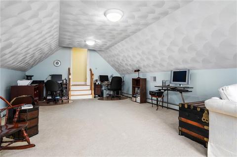 97 Gaskill St, Woonsocket, RI 02895 photo 9