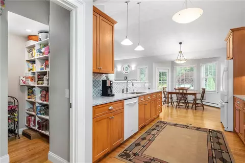 97 Gaskill St, Woonsocket, RI 02895 photo 34