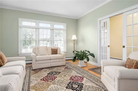 97 Gaskill St, Woonsocket, RI 02895 photo 23