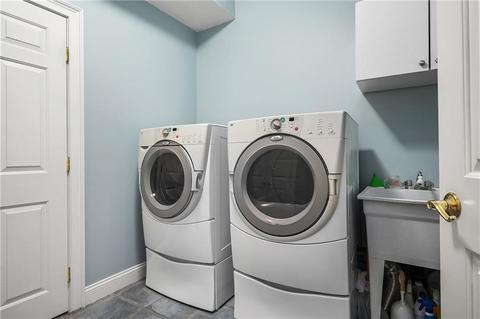 97 Gaskill St, Woonsocket, RI 02895 photo 25