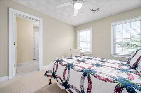 97 Gaskill St, Woonsocket, RI 02895 photo 4
