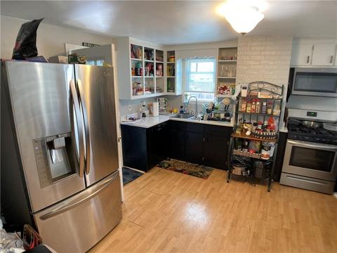 276 2nd Ave, Woonsocket, RI 02895 photo 9