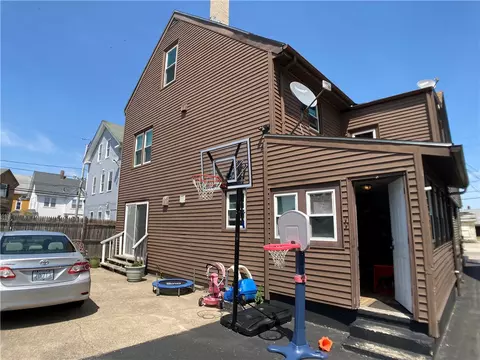 276 2nd Ave, Woonsocket, RI 02895 photo 3
