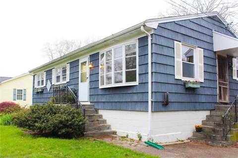 10 Mockingbird Ln, Westerly, RI 02891 photo 2