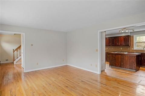 46 New Rd, Exeter, RI 02822 photo 8