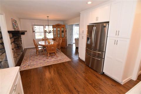8 Lima Dr, Westerly, RI 02891 photo 6