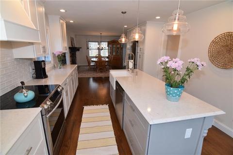 8 Lima Dr, Westerly, RI 02891 photo 5