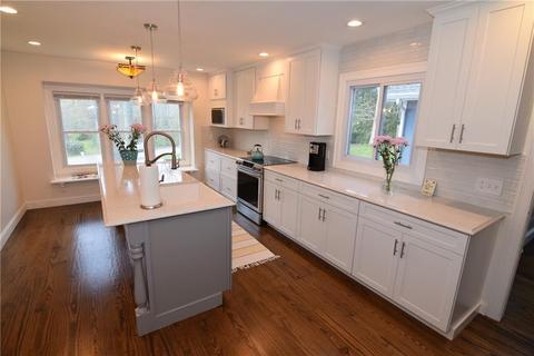 8 Lima Dr, Westerly, RI 02891 photo 2
