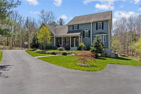 77 Kings Xing, Exeter, RI 02822 photo 1