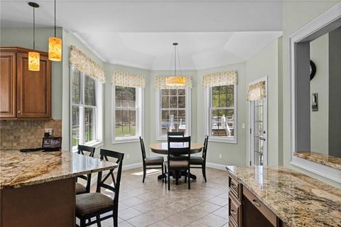 77 Kings Xing, Exeter, RI 02822 photo 14