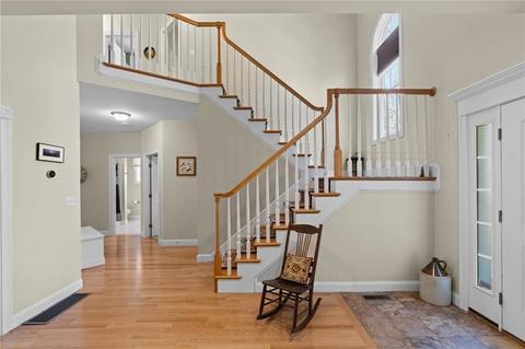 77 Kings Xing, Exeter, RI 02822 photo 6