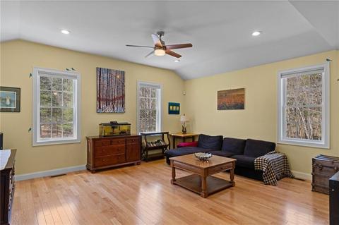 77 Kings Xing, Exeter, RI 02822 photo 15