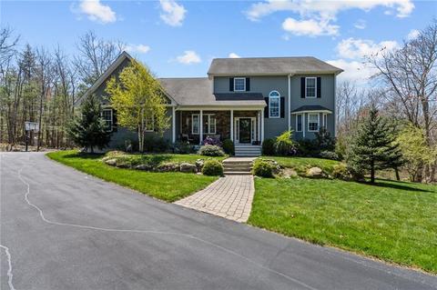 77 Kings Xing, Exeter, RI 02822 photo 4