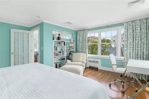 152 Beacon Ave, Warwick, RI 02889 photo 42