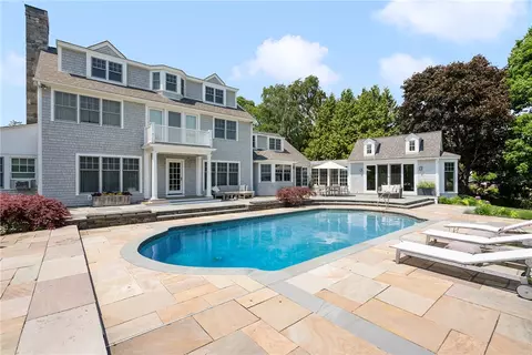 152 Beacon Ave, Warwick, RI 02889 photo 16