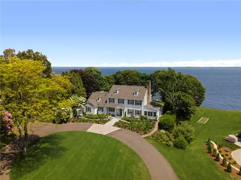 152 Beacon Ave, Warwick, RI 02889 photo 1