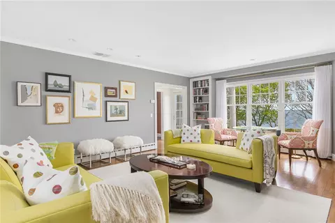 152 Beacon Ave, Warwick, RI 02889 photo 24