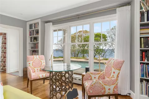 152 Beacon Ave, Warwick, RI 02889 photo 25