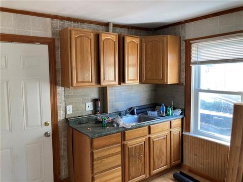 131 E School St, Woonsocket, RI 02895 photo 3