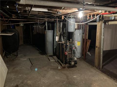 131 E School St, Woonsocket, RI 02895 photo 22