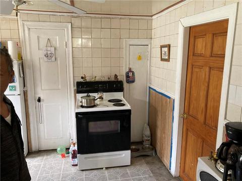 131 E School St, Woonsocket, RI 02895 photo 12
