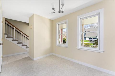 25 Captains Dr, Westerly, RI 02891 photo 10