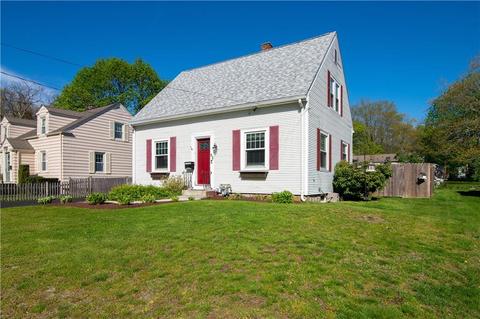 85 Conrad St, Woonsocket, RI 02895 photo 3