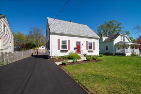 85 Conrad St, Woonsocket, RI 02895 photo 4