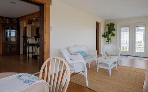 56 Riptide Dr, Saunderstown, RI 02874 photo 17