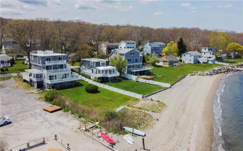56 Riptide Dr, Saunderstown, RI 02874 photo 2