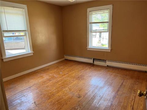 103 Linden Ave, Woonsocket, RI 02895 photo 4