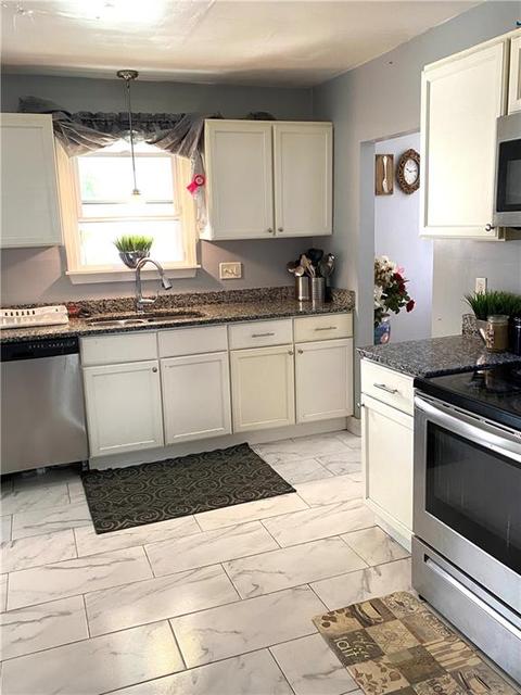 127 3rd Ave, Woonsocket, RI 02895 photo 8