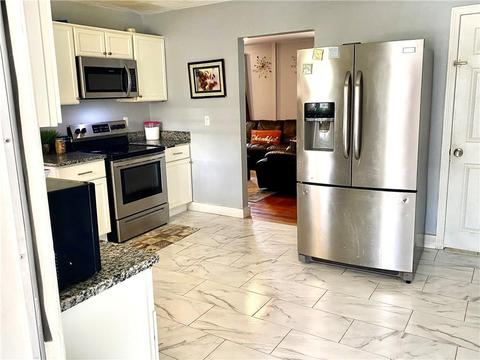 127 3rd Ave, Woonsocket, RI 02895 photo 7