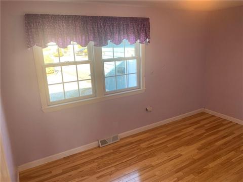 555 Algonquin Dr, Warwick, RI 02888 photo 17