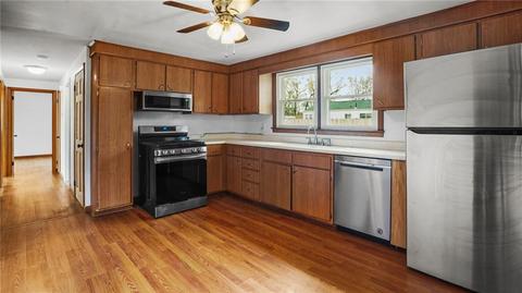 65 Naples Ave, Warwick, RI 02886 photo 7