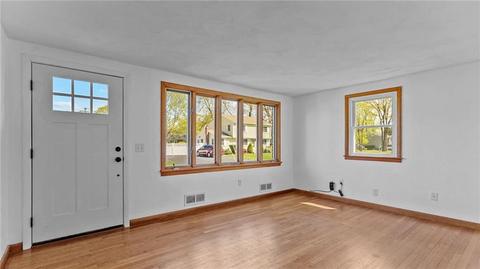 65 Naples Ave, Warwick, RI 02886 photo 5