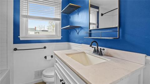65 Naples Ave, Warwick, RI 02886 photo 16