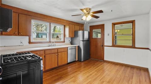 65 Naples Ave, Warwick, RI 02886 photo 8