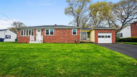 65 Naples Ave, Warwick, RI 02886 photo 1