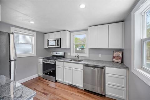 58 Guild Ave, Warwick, RI 02889 photo 8
