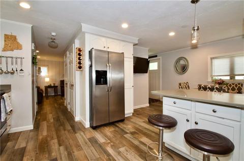 109 Olive St, Woonsocket, RI 02895 photo 8