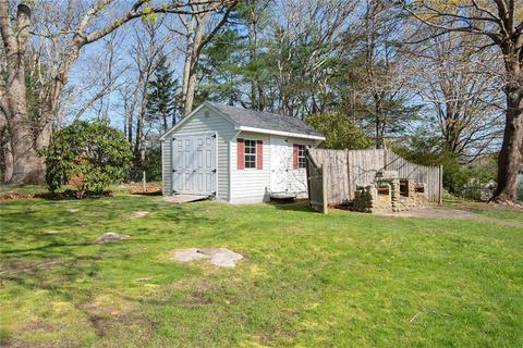 29 Stuart St, Westerly, RI 02891 photo 5