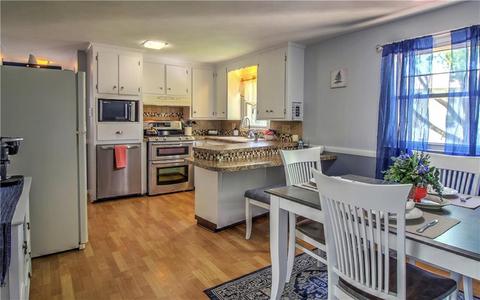 126 Baldwin Rd, Warwick, RI 02886 photo 10