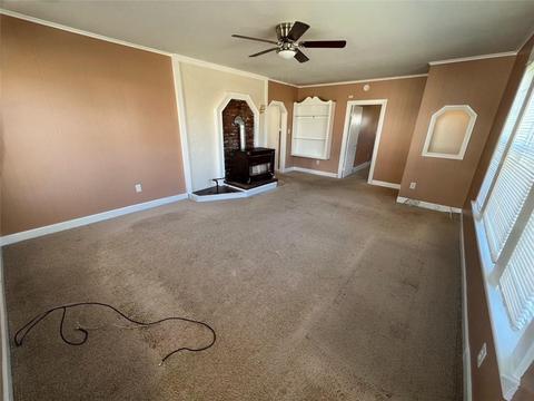846 Mendon Rd, Woonsocket, RI 02895 photo 4
