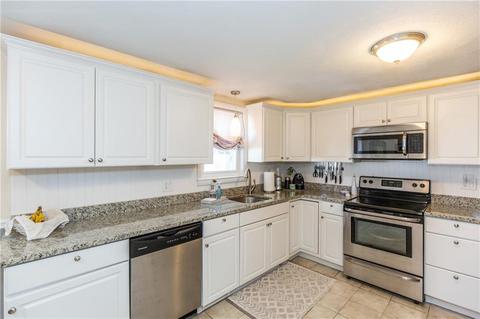 39 Star St, Warwick, RI 02888 photo 16