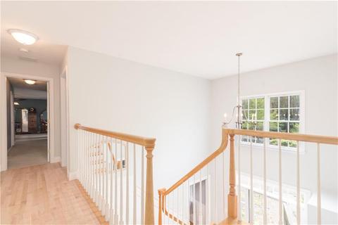 27 Sycamore Ln, Saunderstown, RI 02874 photo 28