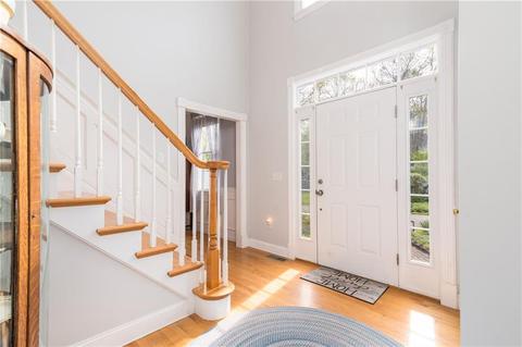 27 Sycamore Ln, Saunderstown, RI 02874 photo 18