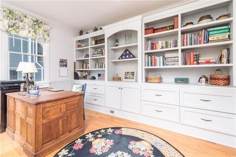 27 Sycamore Ln, Saunderstown, RI 02874 photo 14
