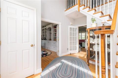 27 Sycamore Ln, Saunderstown, RI 02874 photo 17