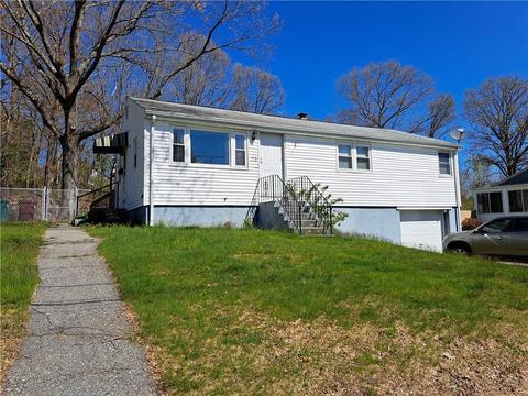 73 Roberta Ave, Woonsocket, RI 02895 photo 1